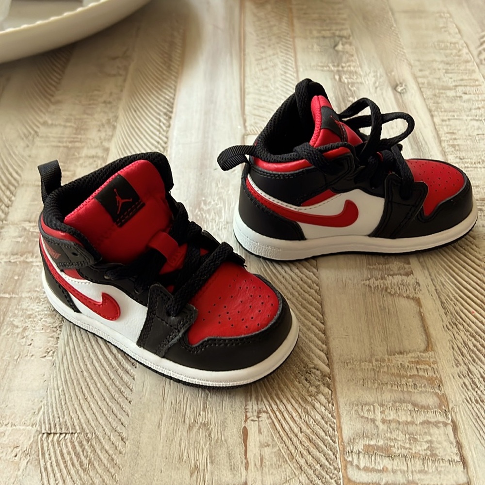 Nike High tops (5C)